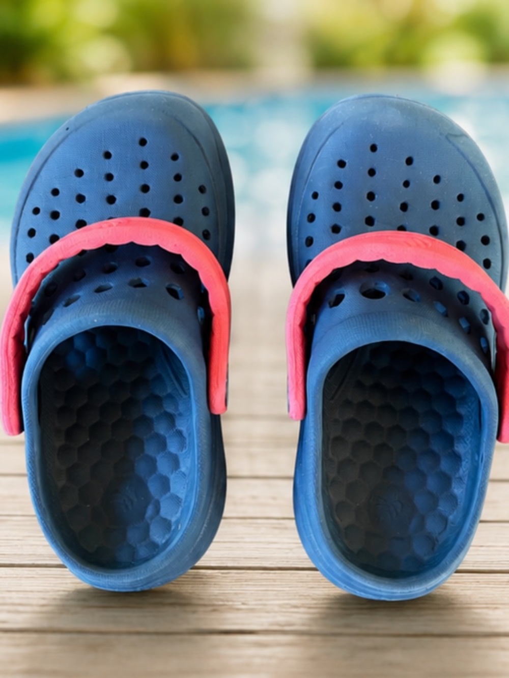 Toddler Clogs / Water Shoes – Navy & Coral – Size 8/9 Toddler (US)